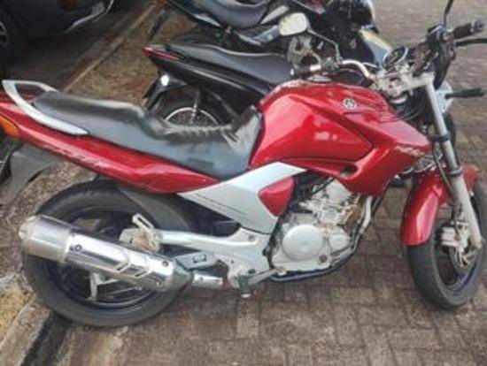 YAMAHA YS 250 FAZER YAMAHA YS 250 FAZER